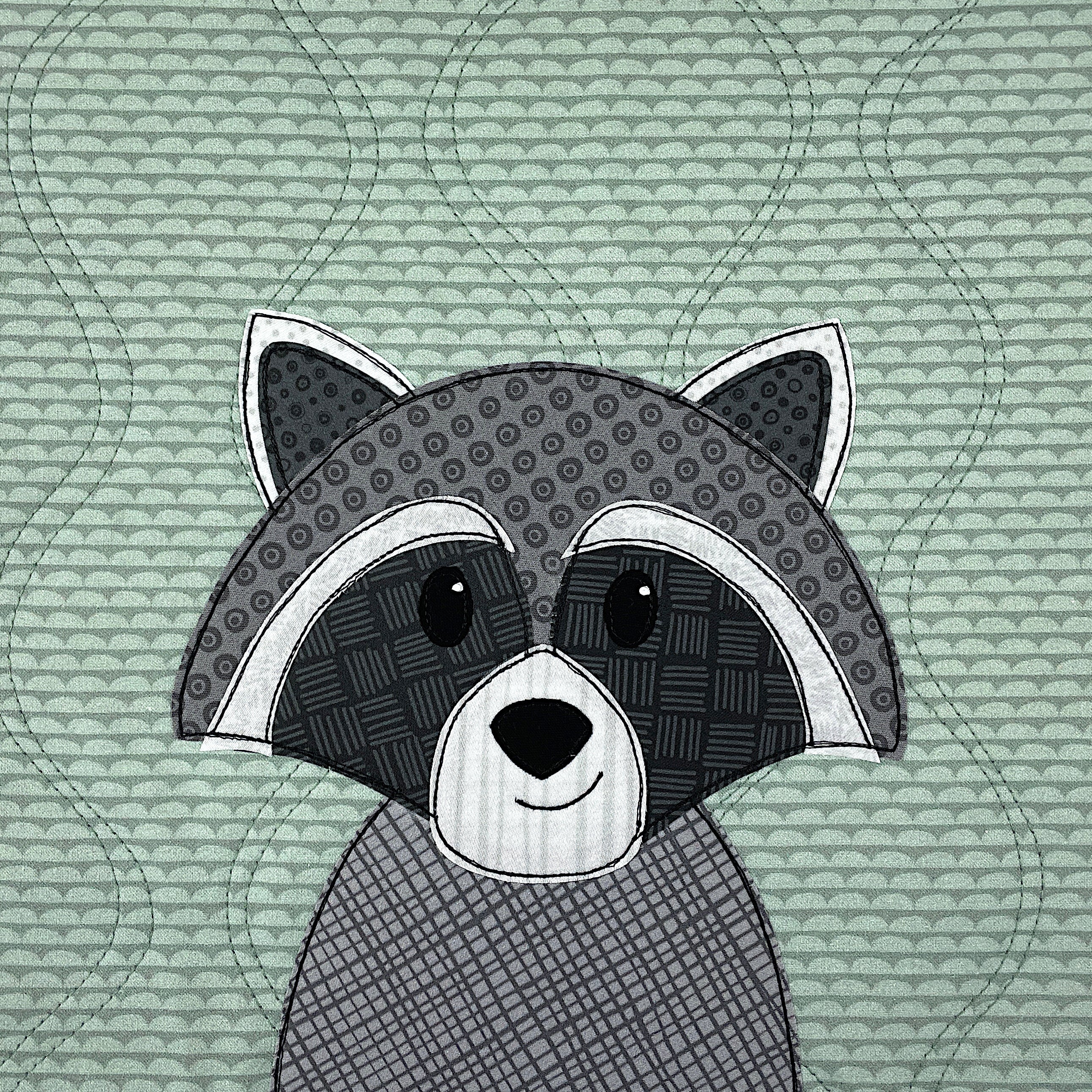 Riley Raccoon Applique Pattern