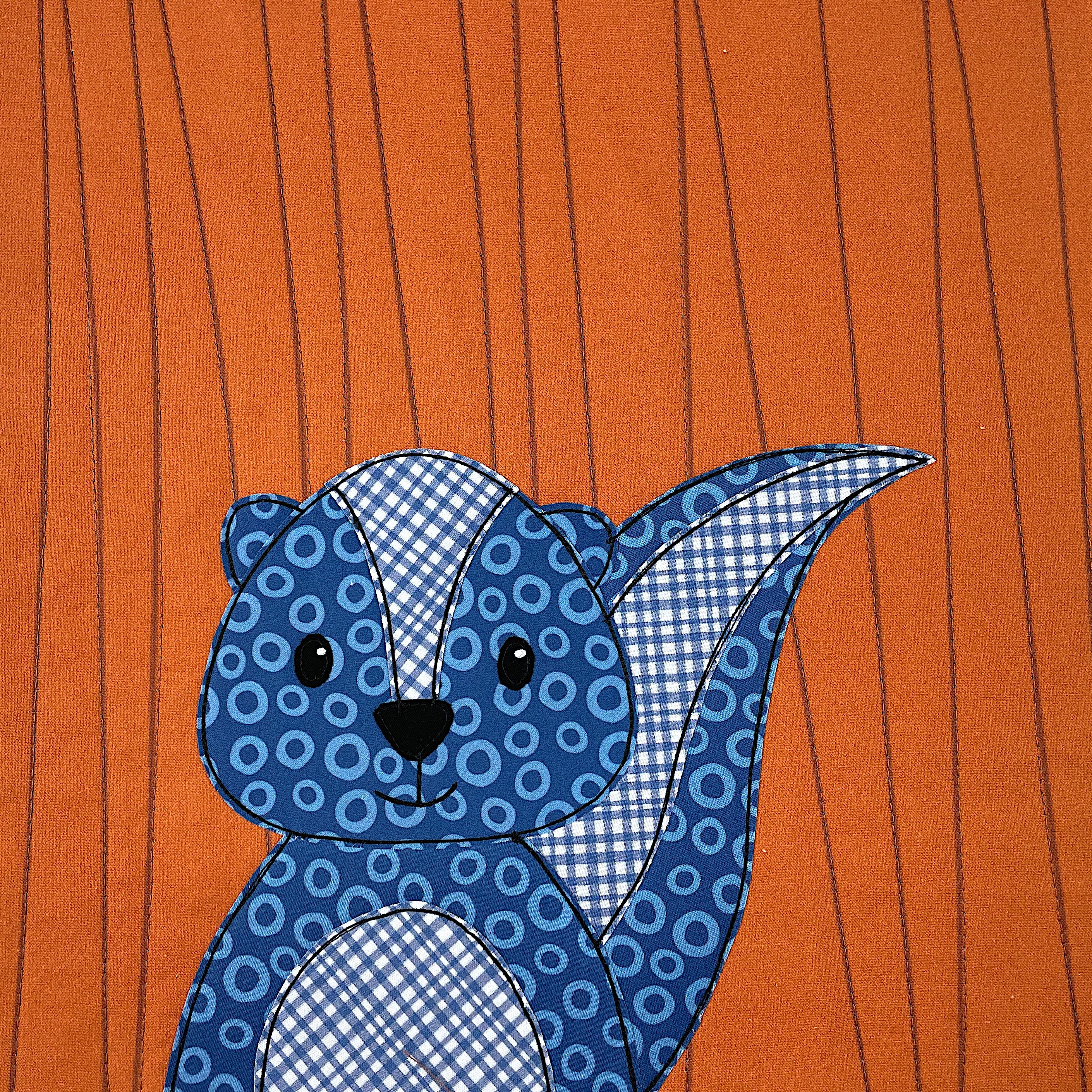 Scarlett Skunk Applique Pattern