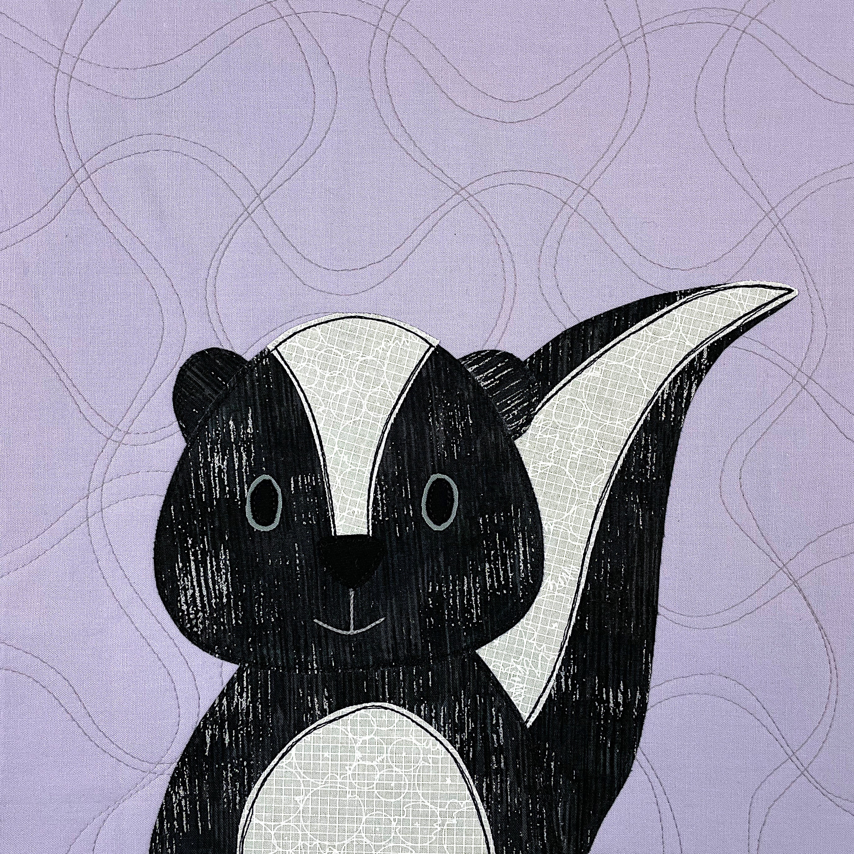 Scarlett Skunk Applique Pattern