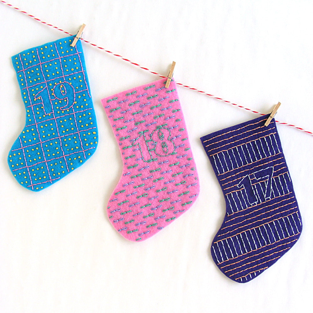 Mini Stockings Advent Calendar Pattern – Shiny Happy World