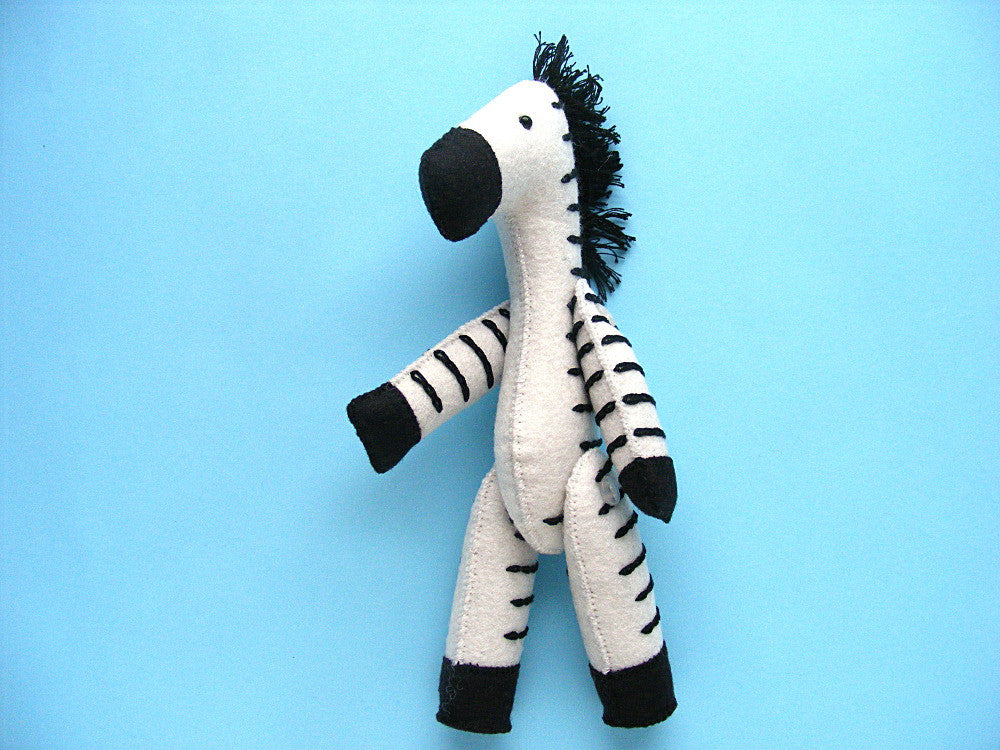 Finger Puppet Adventures: Zoey Zebra