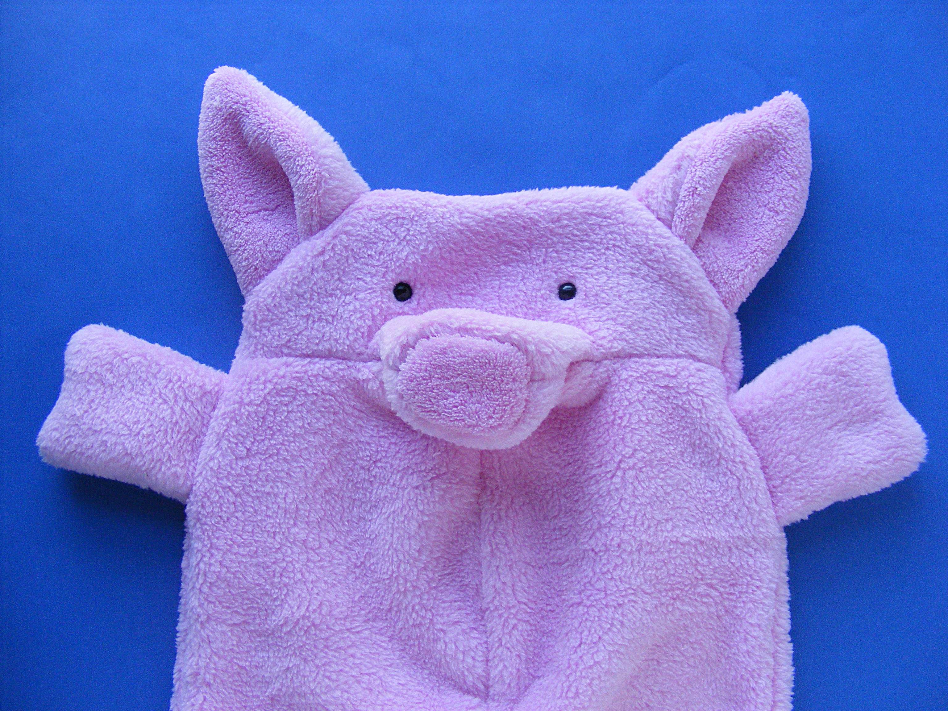 Nellie - a pig stuffed animal pattern