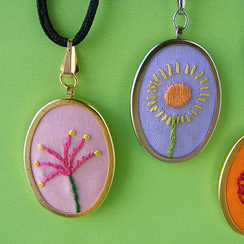 Bitty Blooms embroidery pattern